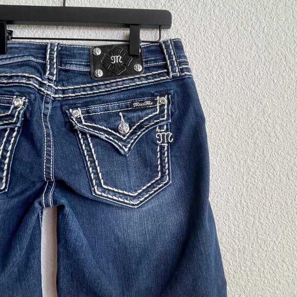 Miss Me Signature Mid-Shorts | Size 31 | Style JY5014058 - Picture 8 of 11